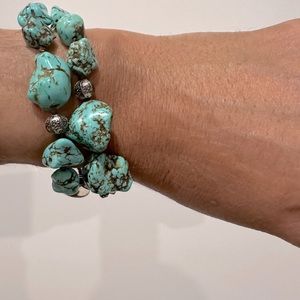 Turquoise bracelet with rope & toggle closure